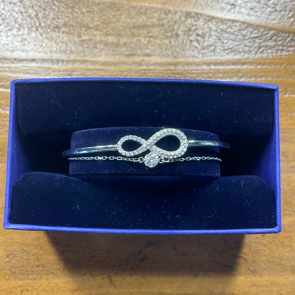 Swarovski Bangle Chain CRY/CZWH/R infinity bracelet